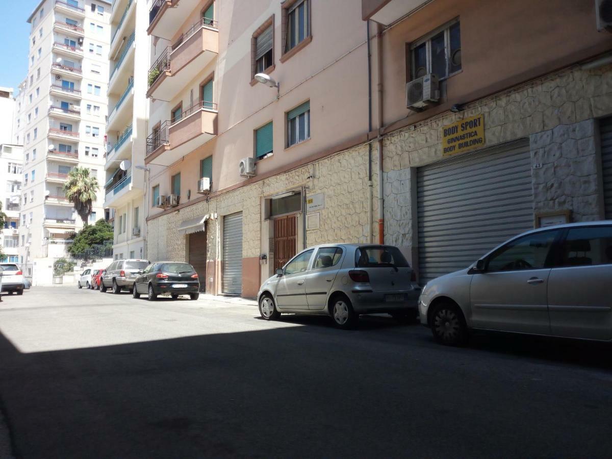 Ajana Rooms By Accomodo Cagliari Exterior photo